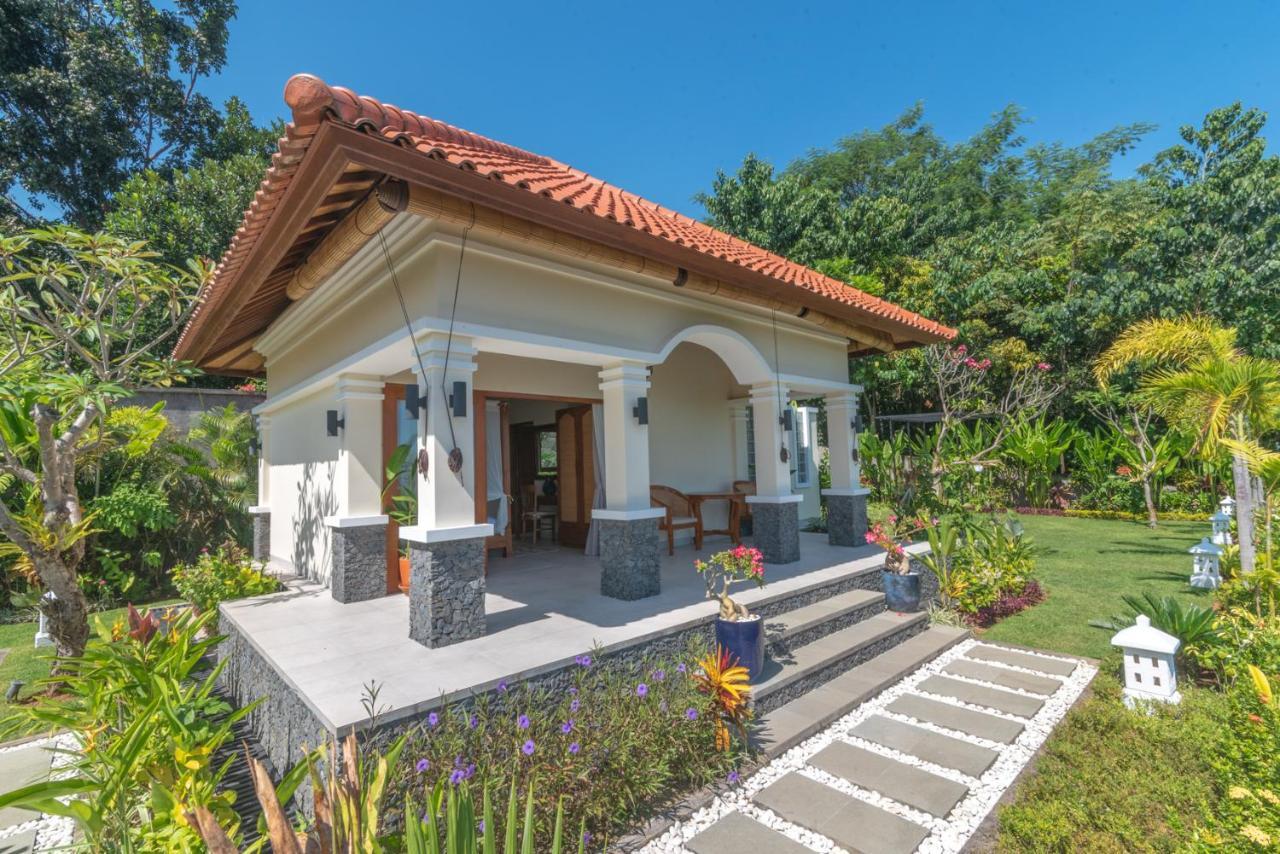 Villa Mata Hari Panji Exterior foto